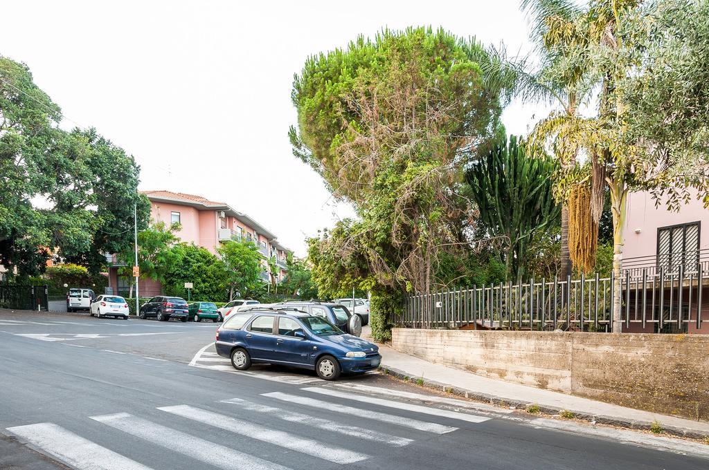 Casa Arrigo Apartment Catania Bagian luar foto
